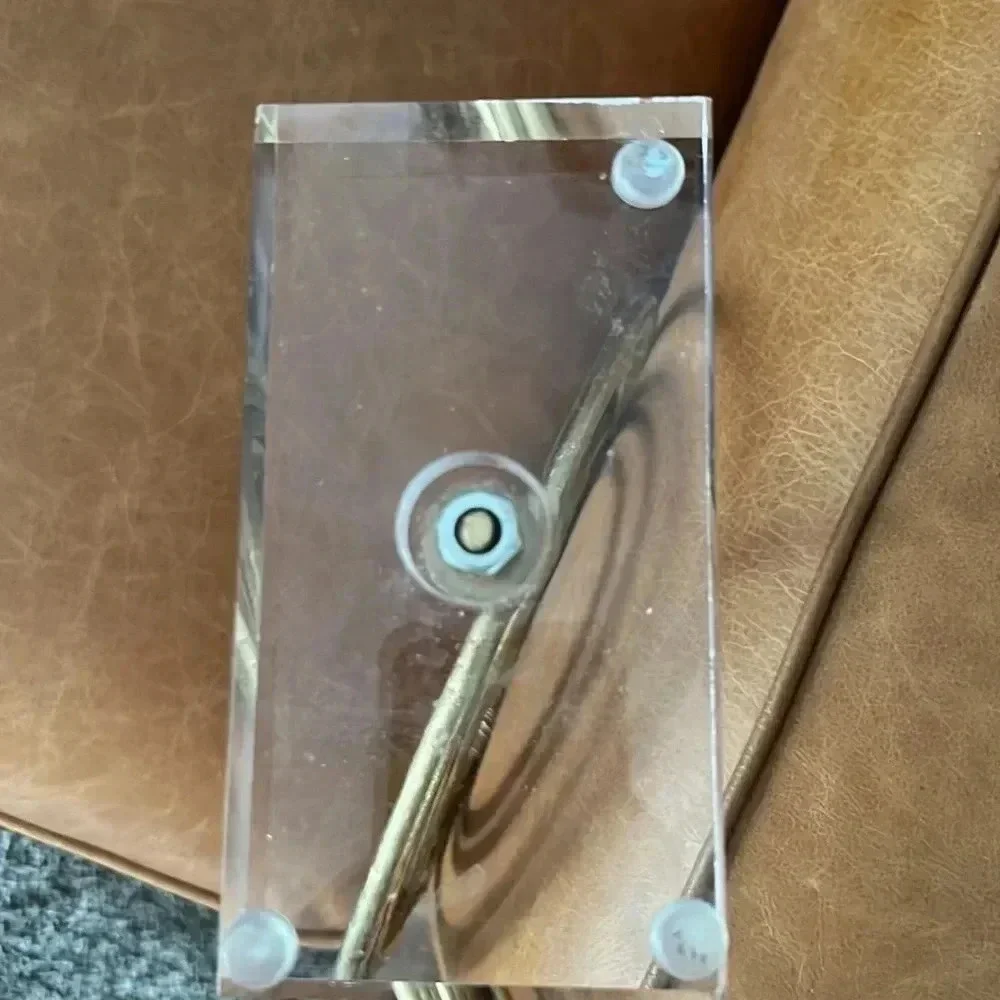 DECORATIVE ABSTRACT METAL ROSE GOLD SPEAR‎ SCULPTURE